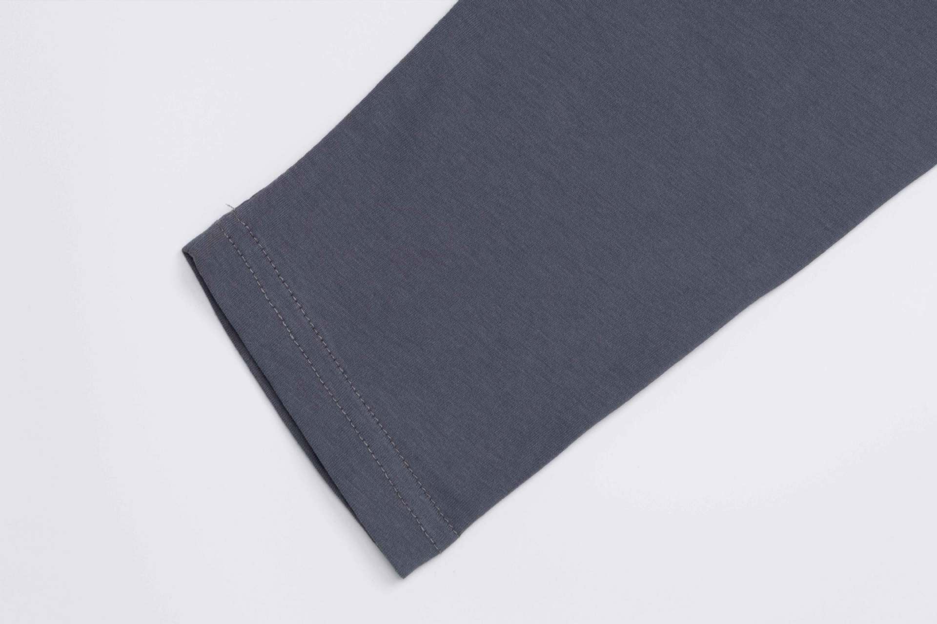 T-shirt Henley homme à manches longues avec détails à œillets – Coupe slim, style américain rétro