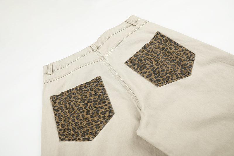 Pantalones de pierna ancha con paneles de estampado de leopardo – Pantalones banana de corte relajado