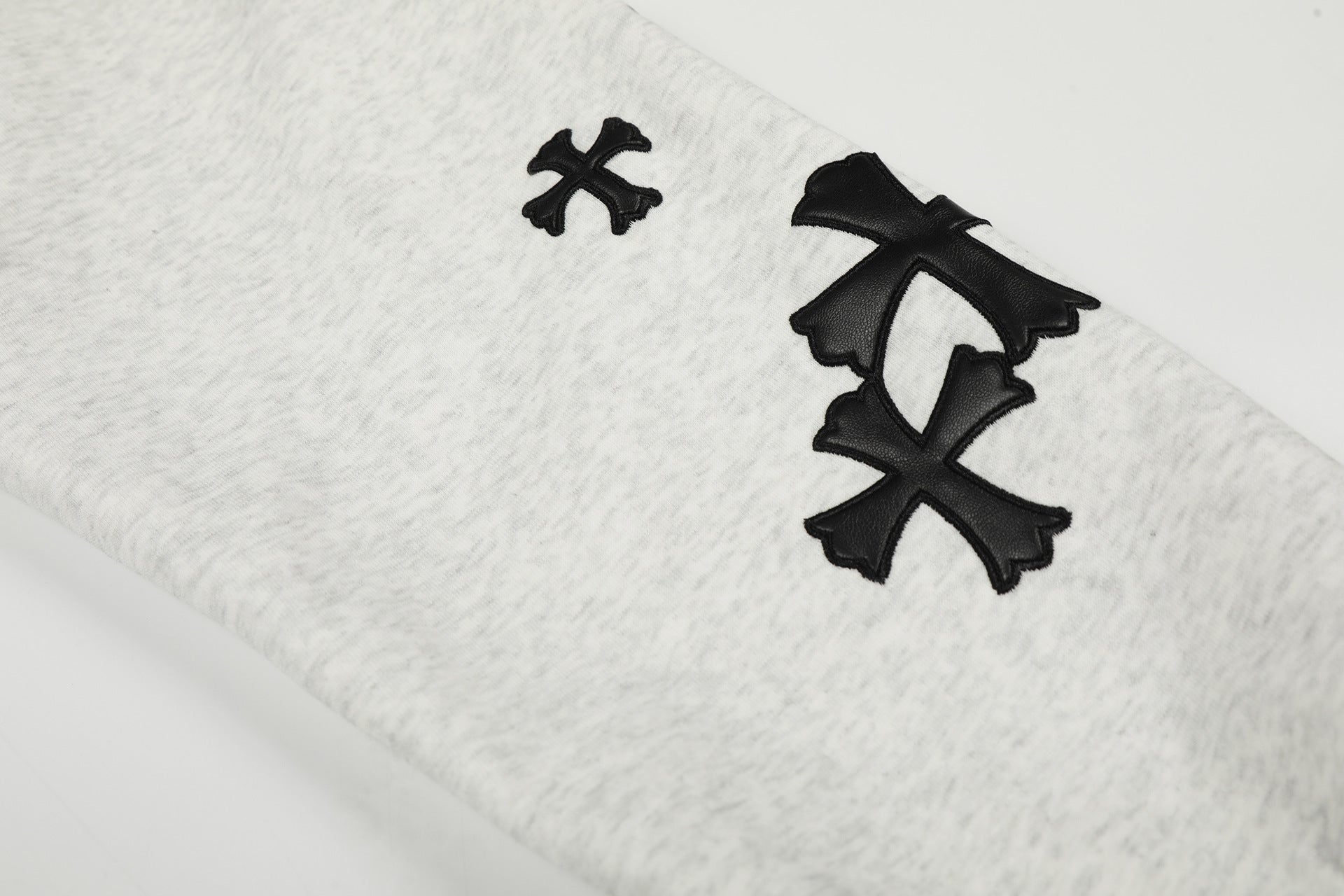 Sudadera con cremallera estampada con cruces y flor de lis – Cárdigan oversize vintage estadounidense