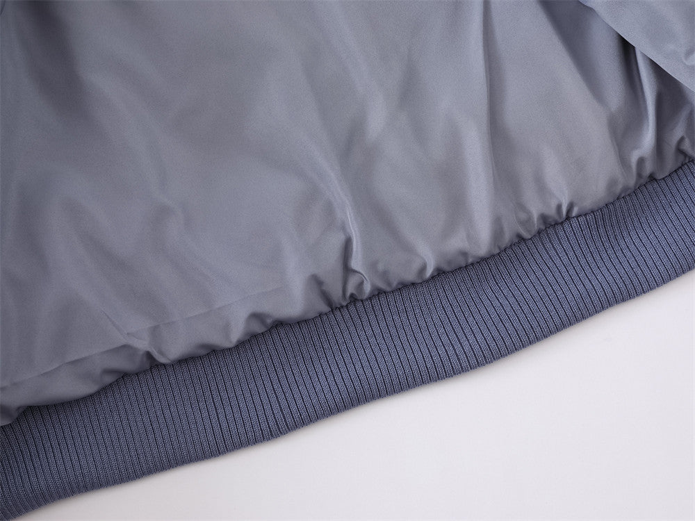 Doudoune oversize – Col montant, matelassage chevron et zip intégral, bleu