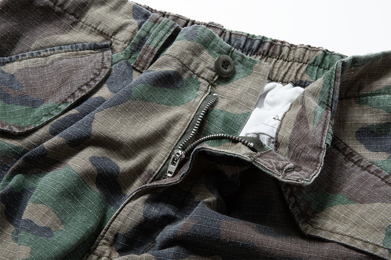 Woodland Camo Wide-Leg Cargo Pants – Washed Vintage Military Style