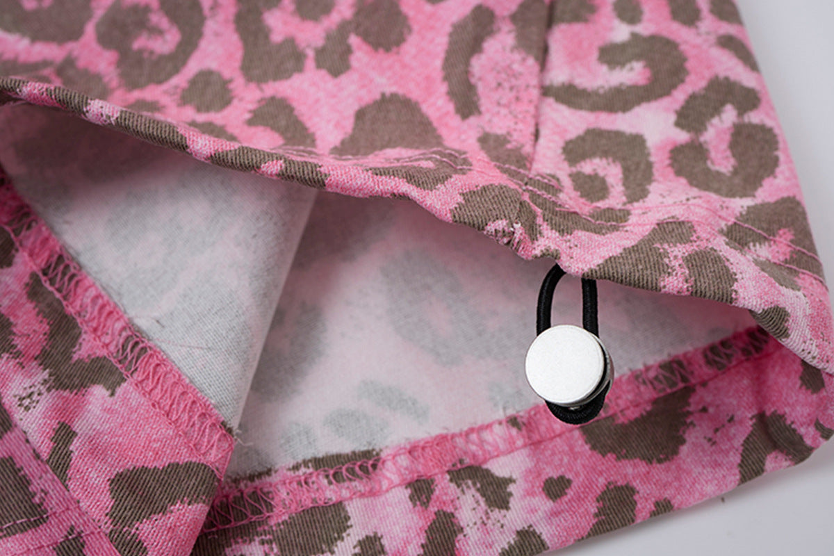 Sweathose mit weitem Bein in rosa Leopardenprint und künstlichem Doppelbund