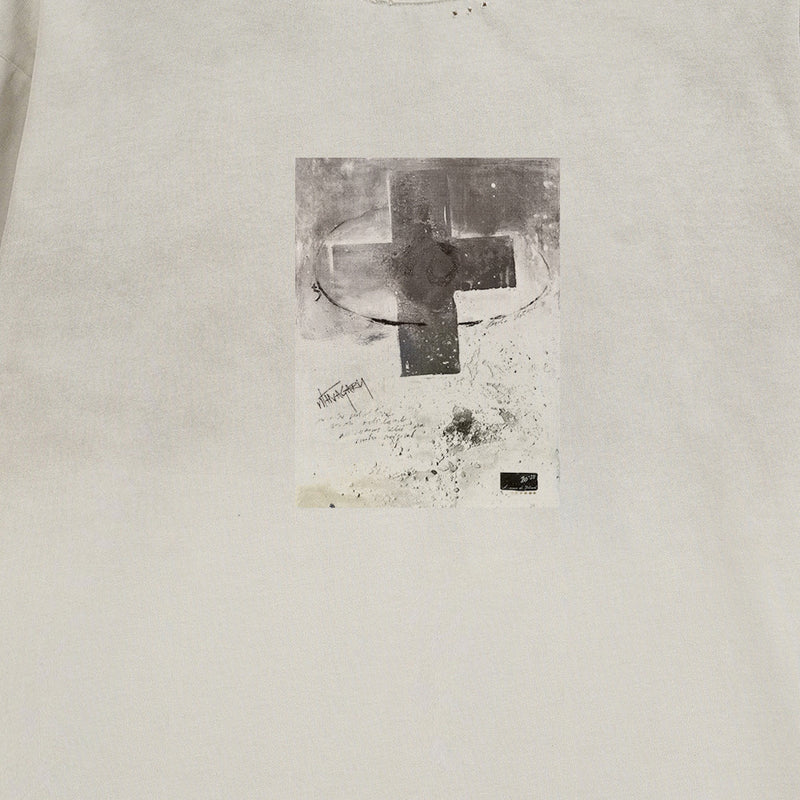 Langarmshirt mit Kreuz-Print und Acid-Wash – Vintage-Distressing mit offenem Saum