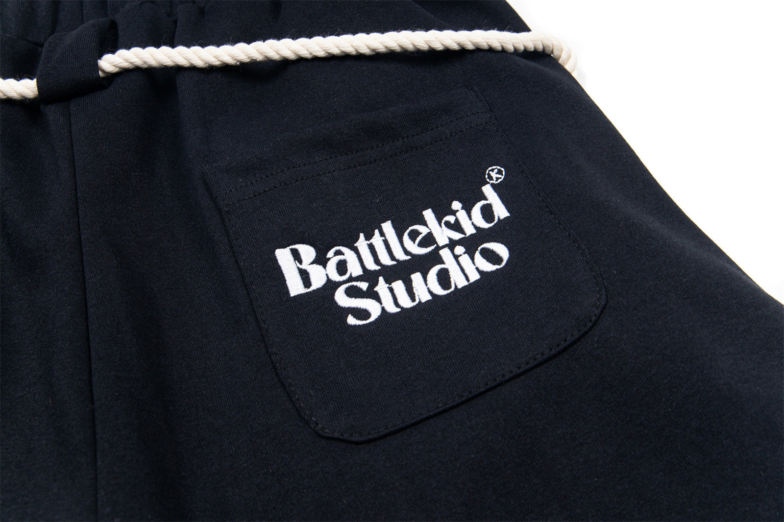 Wide-Leg Sweatpants with Rope Drawstring – Oversized Retro Streetwear Trousers