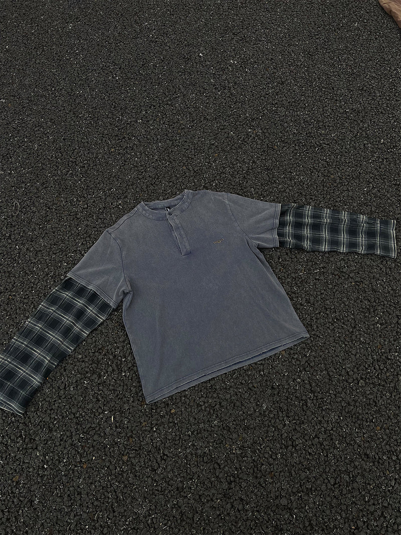 T-shirt Henley manches longues à effet superposé, à carreaux et délavé – Chemise streetwear oversize