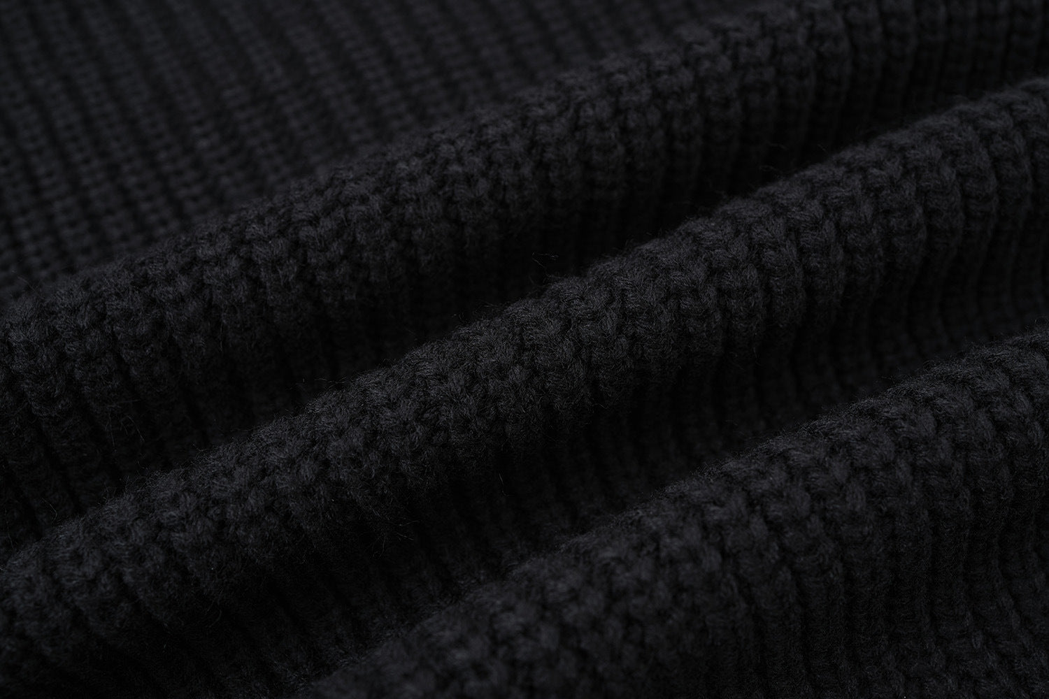 Pull zippé en maille à motif gothique – Col montant punk sombre Abyss Whisper