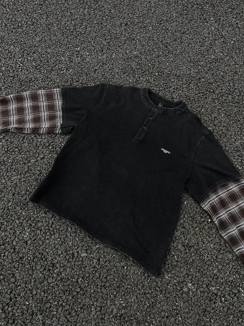 T-shirt Henley manches longues à effet superposé, à carreaux et délavé – Chemise streetwear oversize