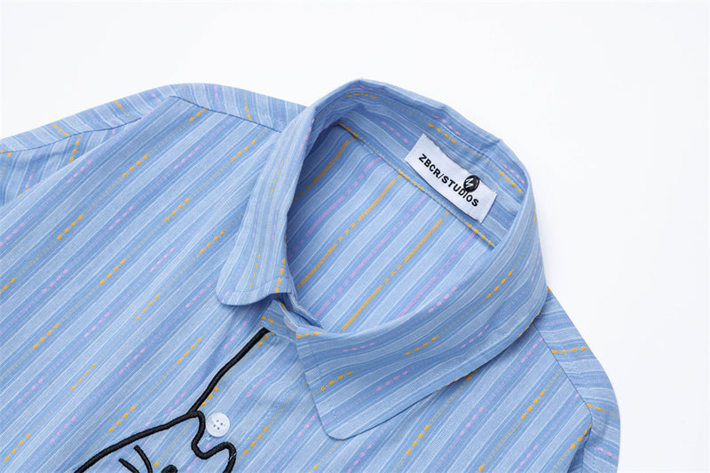 Camisa oversize de rayas con bordado de gato cartoon y detalles de lazos