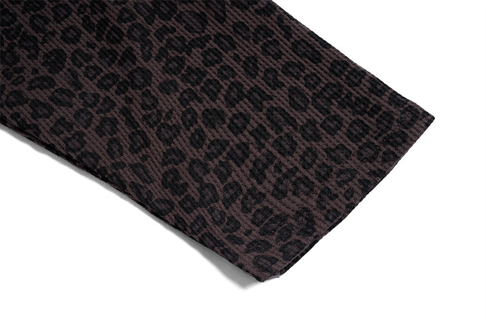 Men's Leopard Print Raglan Long Sleeve Waffle Shirt – Gothic Letter Graphic