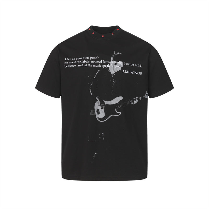 ARESWINGS punk guitarist graphic oversized t-shirt with red studded neckline in black colorway