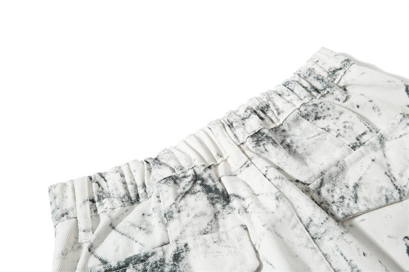 Hose mit weitem, geschwungenem Bein – Ink-Wash-Print, Falten und lockere Baggy-Passform