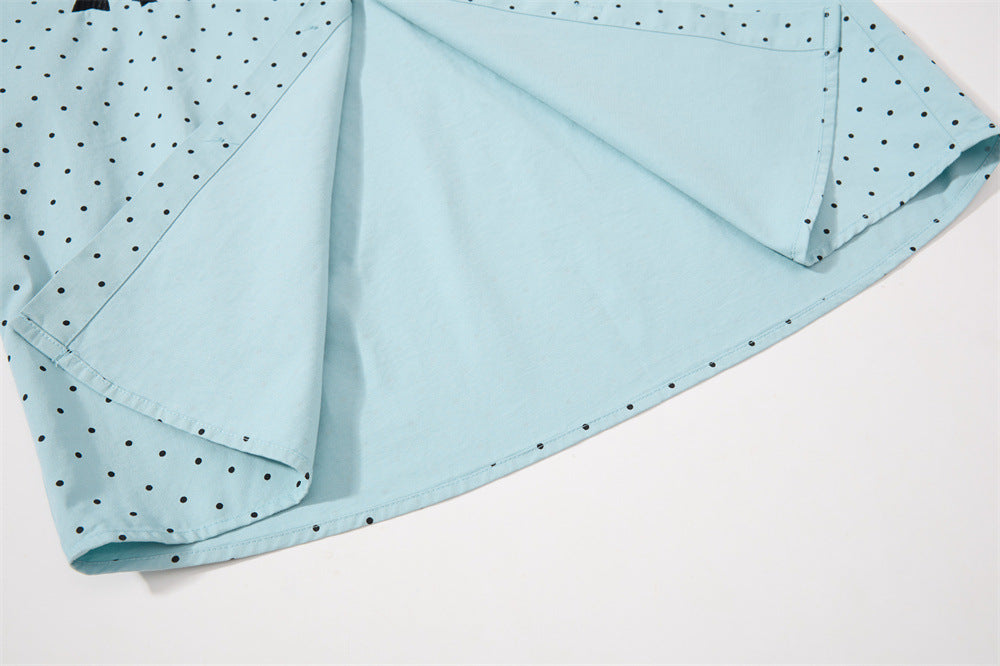 Inside view of the light blue shirt hem and sleeve lining