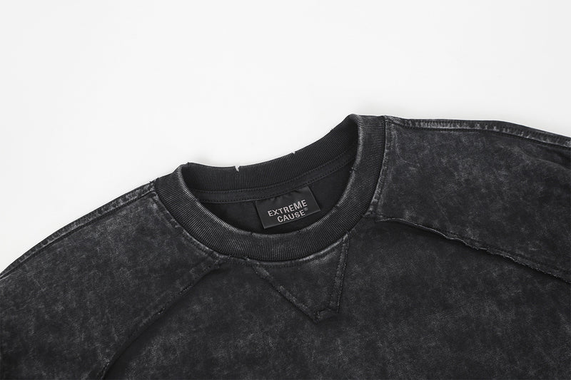 Pull homme gris à col rond – Délavé à l’acide, déstructuré, manches longues à bords bruts