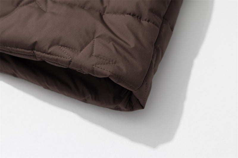 Star-Quilted Hooded Puffer Jacket – Embossed Five-Point Star Design