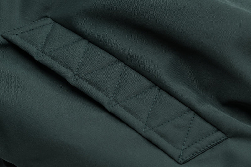 Herren-Schwarze-Pufferjacke mit Fellkragen – Bomberjacke mit Schmetterlingsstickerei