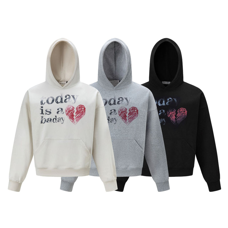 Broken Heart Hoodie mit Grafik – „Today Is a Bad Day“, Distressed-Print, Oversized