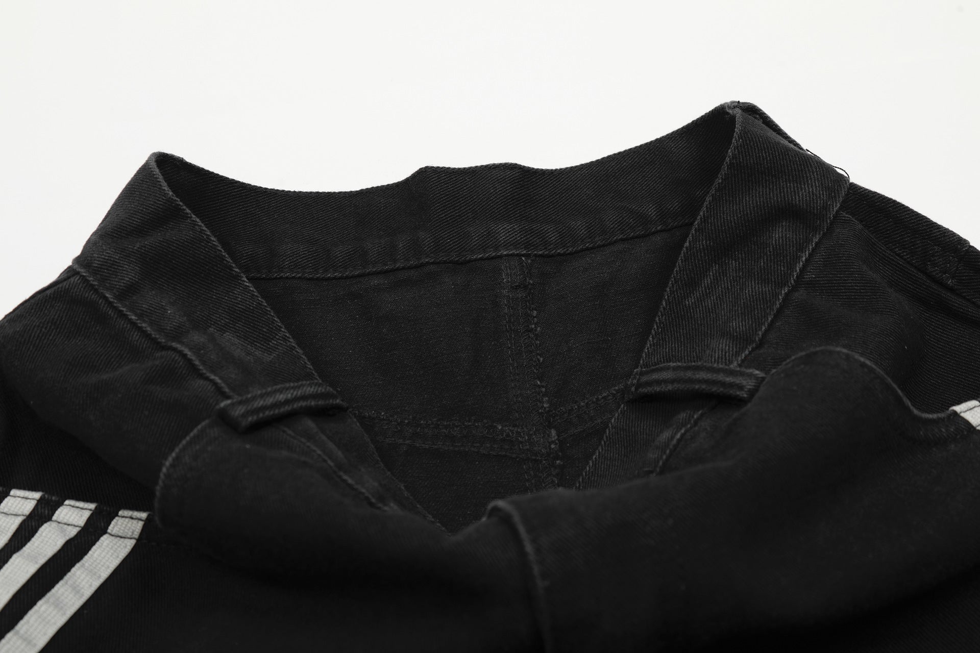 Wide-Leg Deconstructed Jeans with Triple Side Stripes – Loose Fit Baggy Denim
