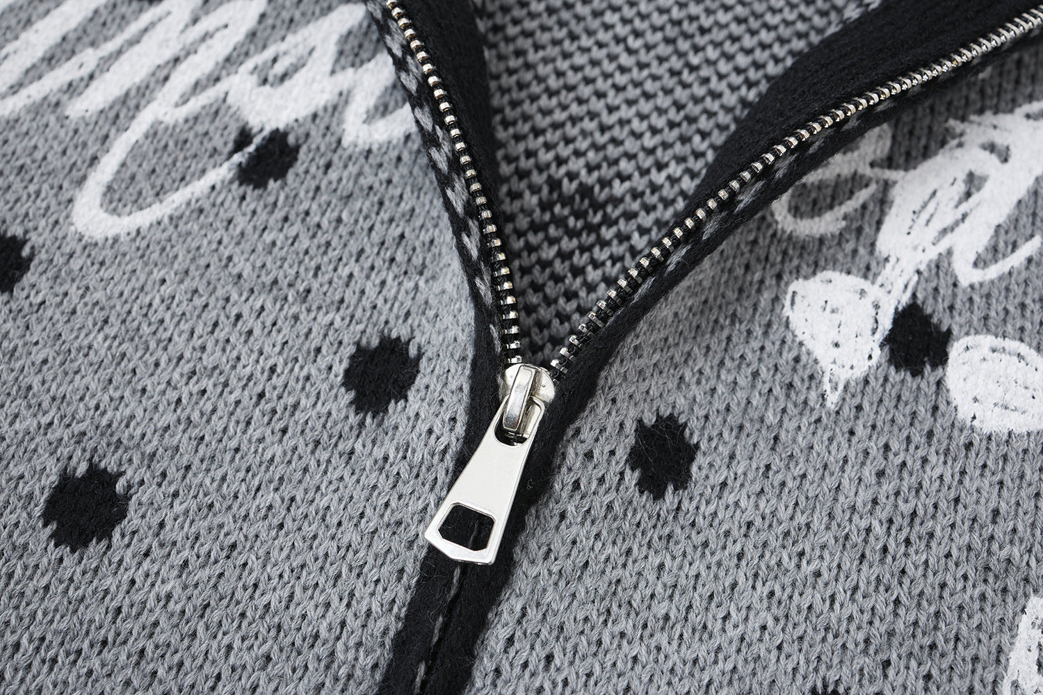 Cardigan en maille zippé à pois avec motif étoile et notes de musique