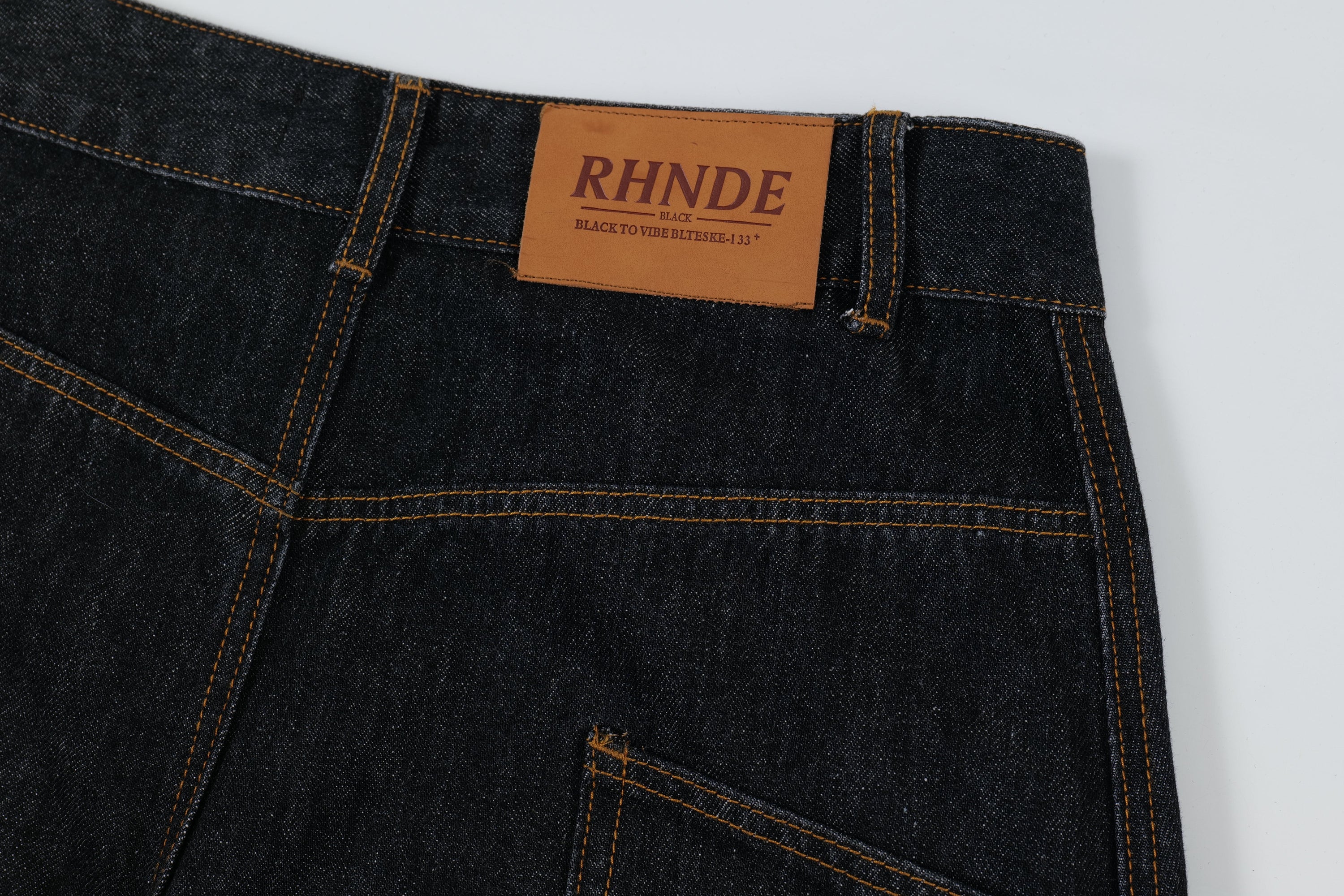 Curved Balloon-Leg Jeans | Dark Indigo Structured Denim