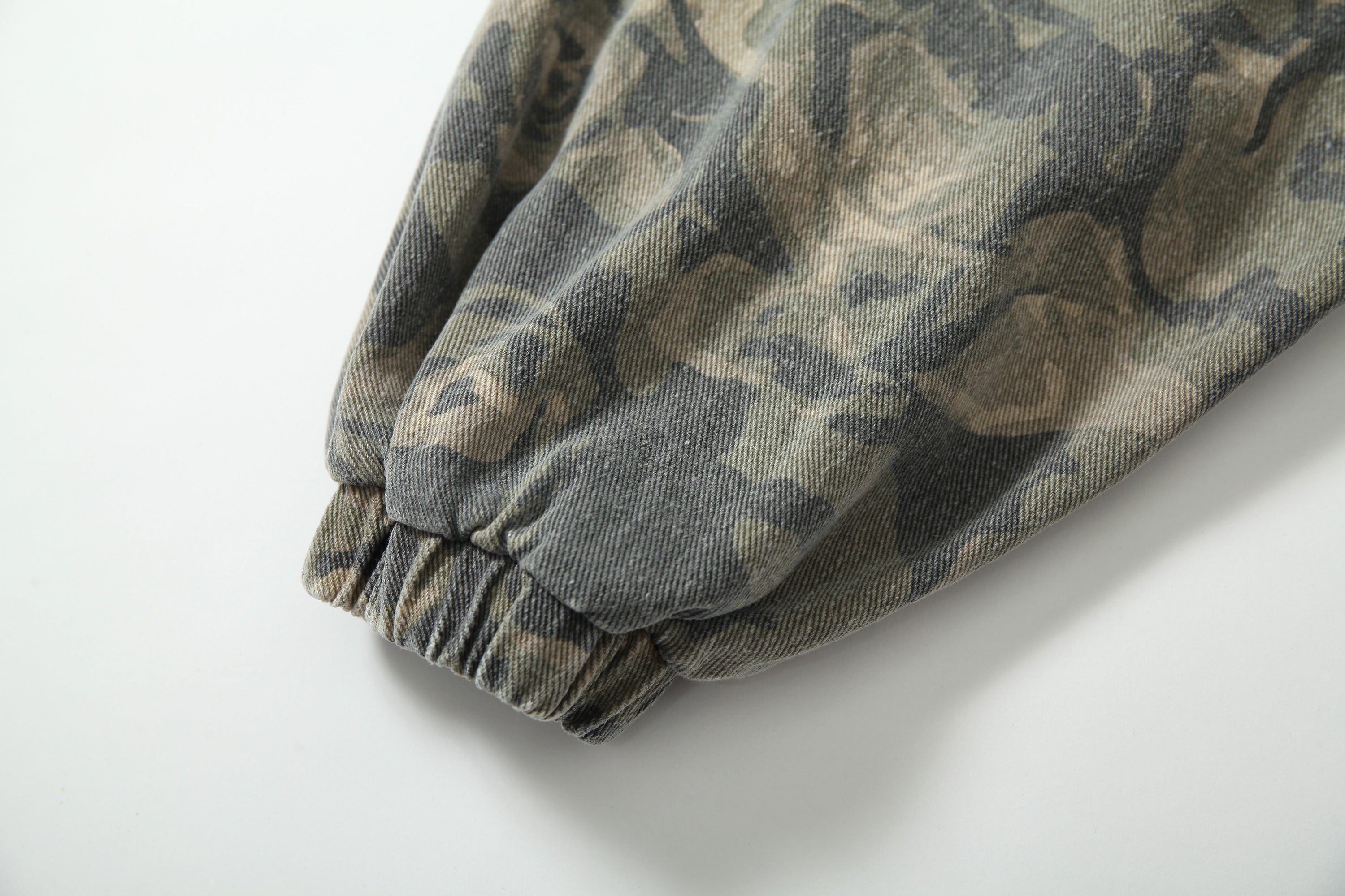 Omirad Rose Camo Embroidered Patch Zip-Up Hoodie