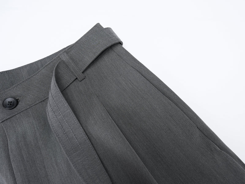 Structured Belted Barrel-Leg Pleated Pants | Omirad