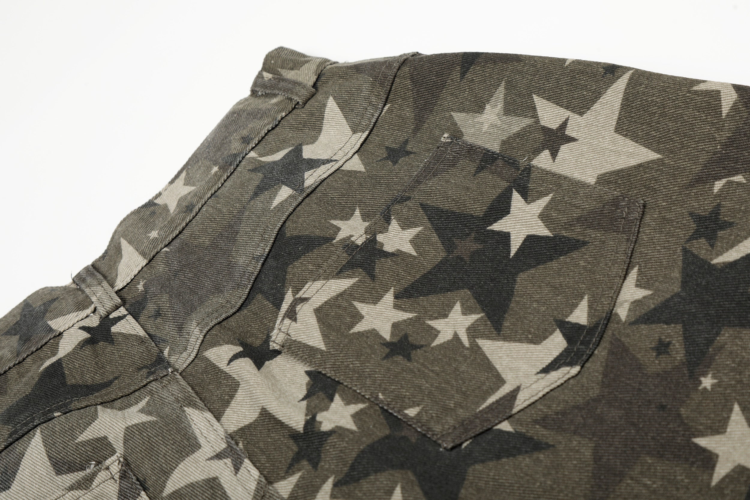 Omirad Star Camo Cargo Pants | Barrel-Leg Street Style