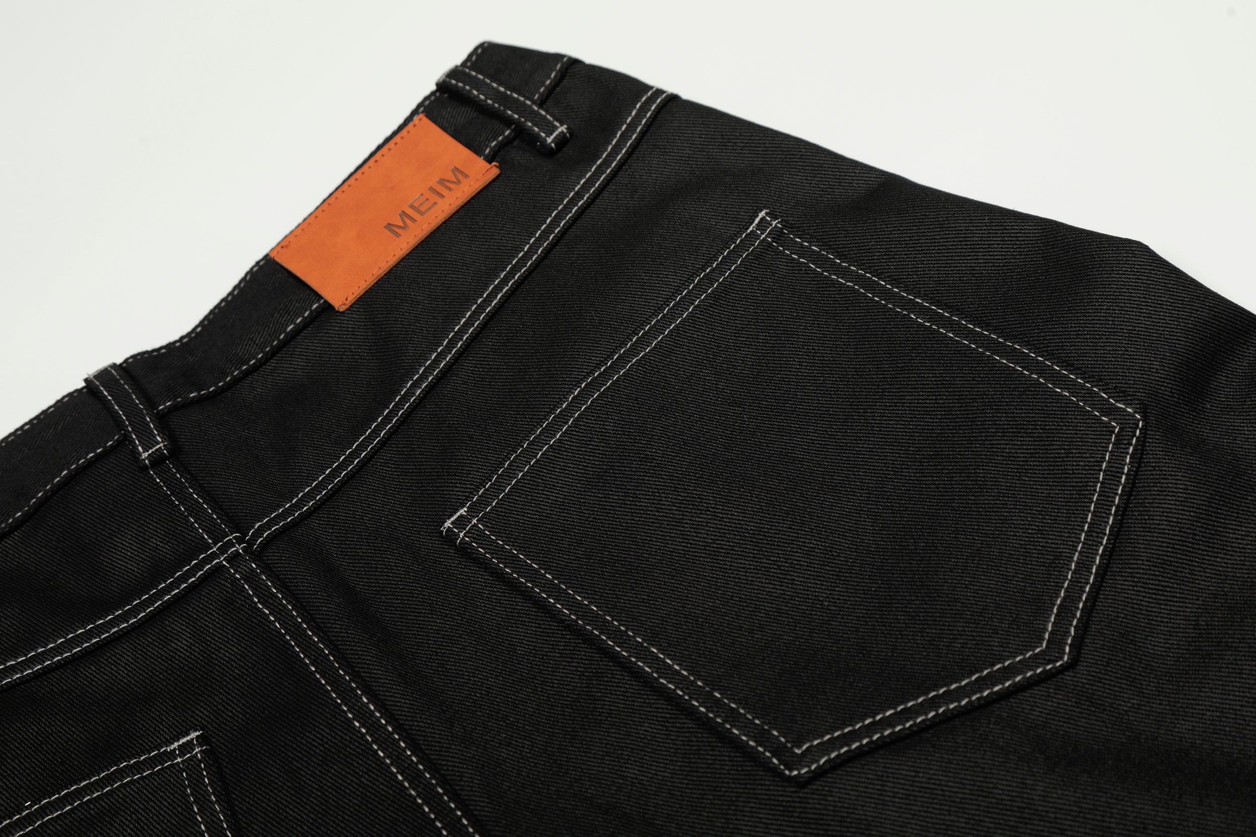 Omirad Contrast Stitch Wide Barrel-Leg Denim Pants
