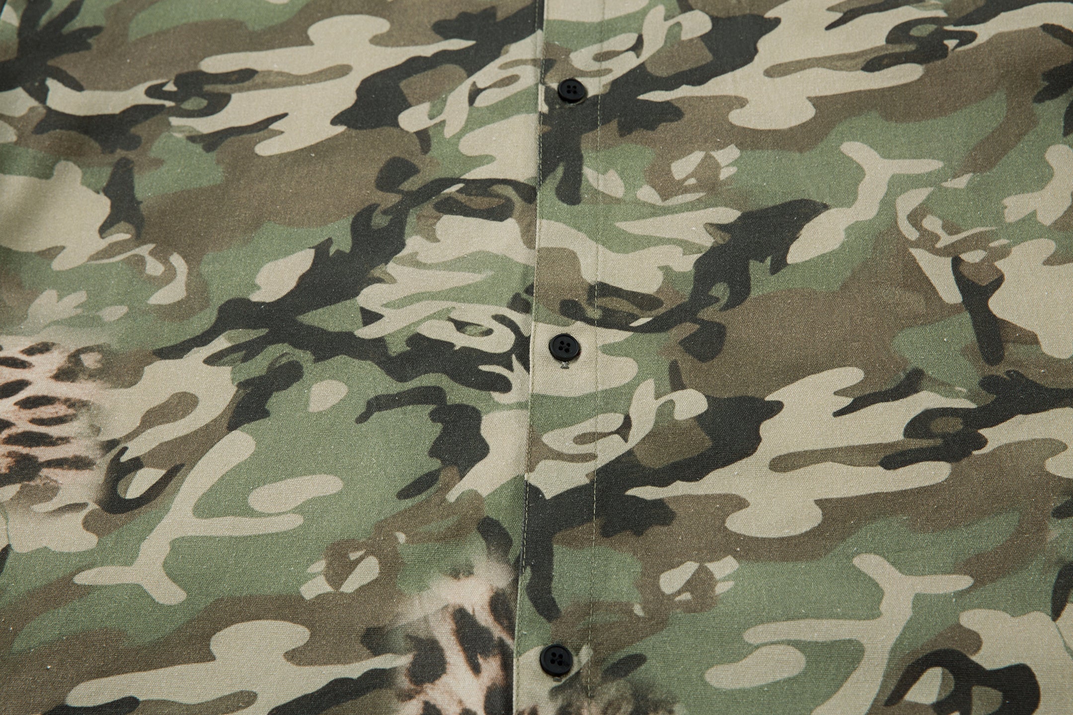 Omirad Camo Leopard Layered Short-Sleeve Shirt | SEAKOFF