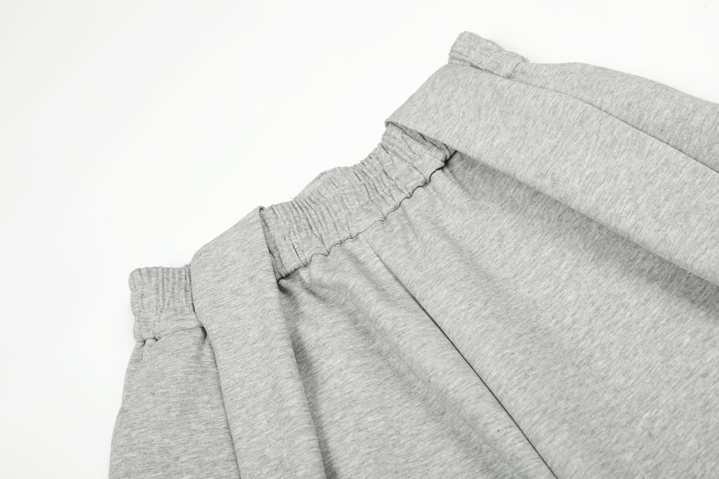 Omirad Pleated Relaxed Wide-Leg Pants – Light Grey