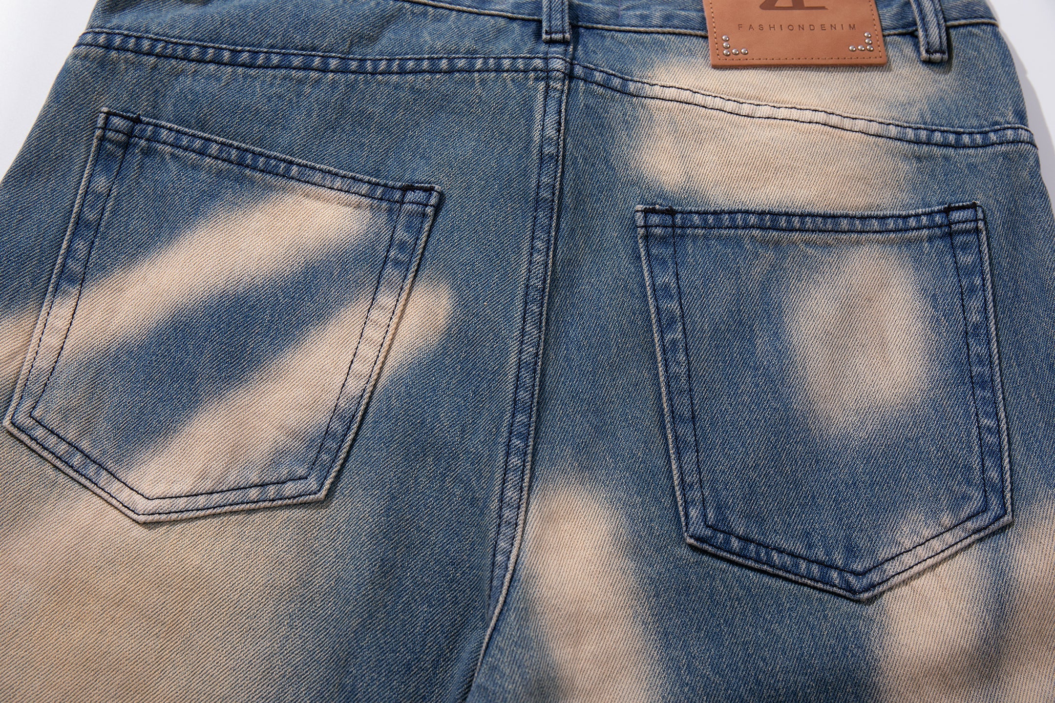 Spray-Fade Graffiti Wide-Leg Jeans | Vintage Blue Denim