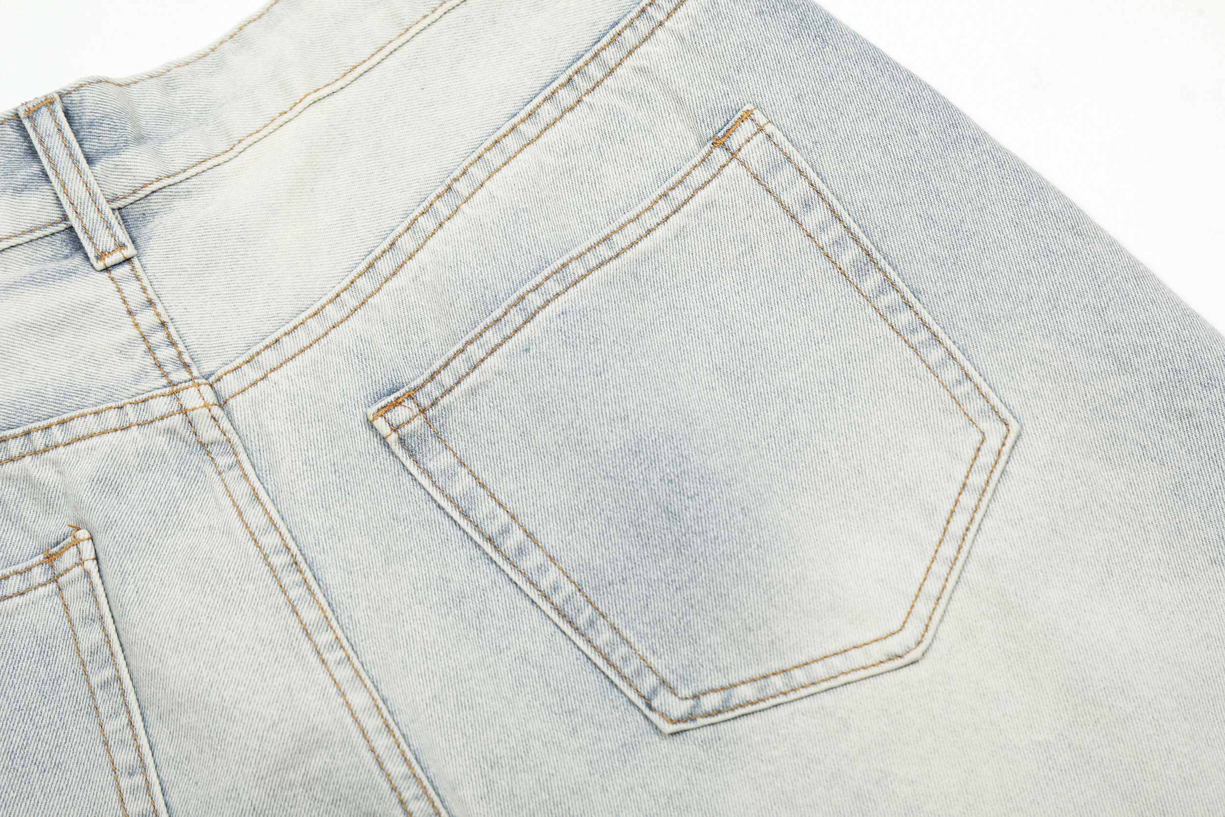 Light Washed Wide-Leg Jeans | Oversized Baggy Denim