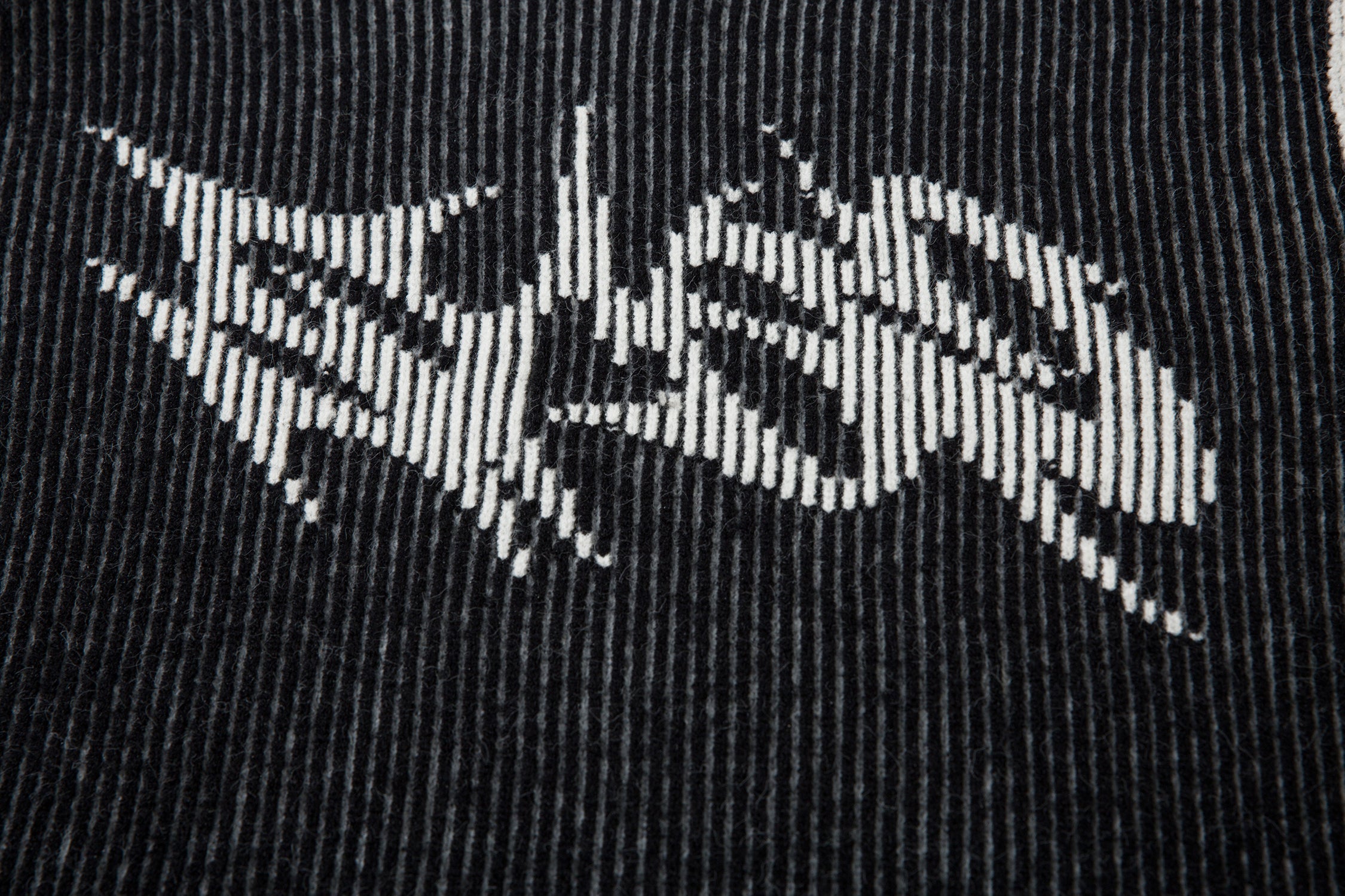 Omirad Lightning Graphic Ribbed Knit Sweater | SEAKOFF