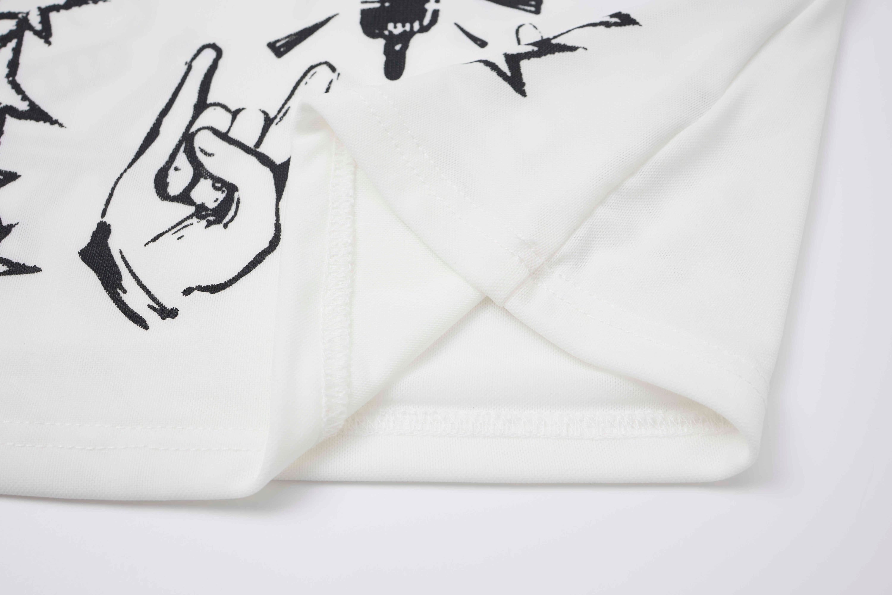 Men's Rock Graphic Long Sleeve Turtleneck Top | SEAKOFF
