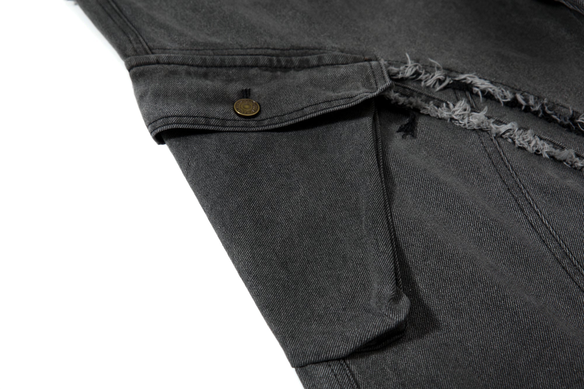 Omirad Washed Frayed Curved Cargo Jeans | Wide-Leg