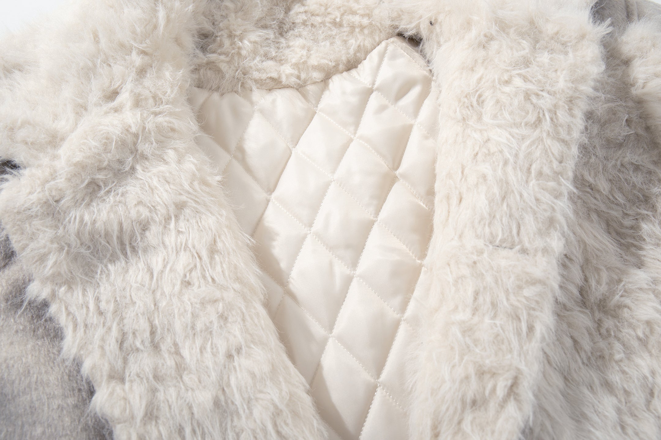 Faux Fur Collar Belted Cropped Jacket | Omirad
