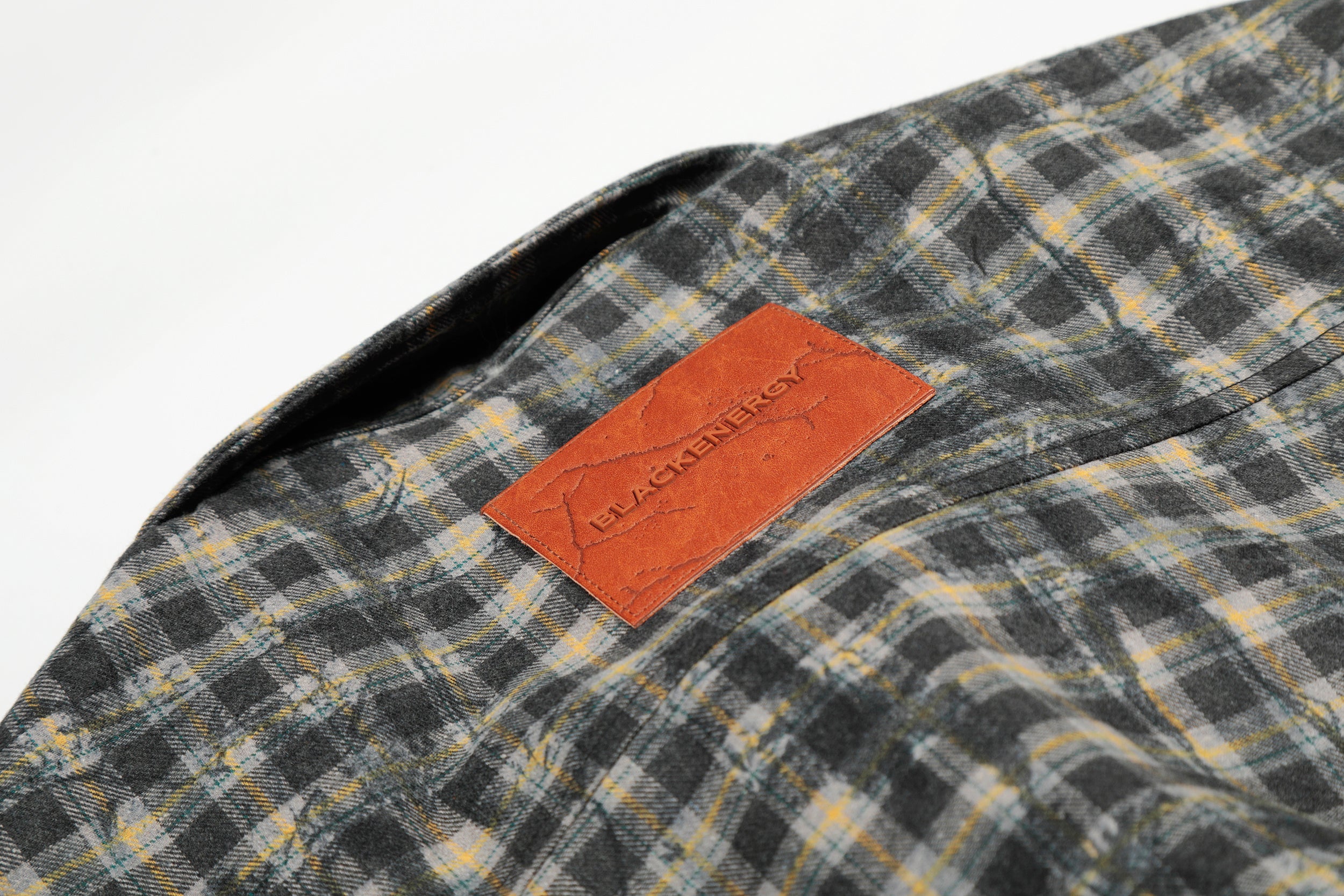 Omirad Vintage Washed Plaid Button-Up Jacket | Cropped Boxy Fit