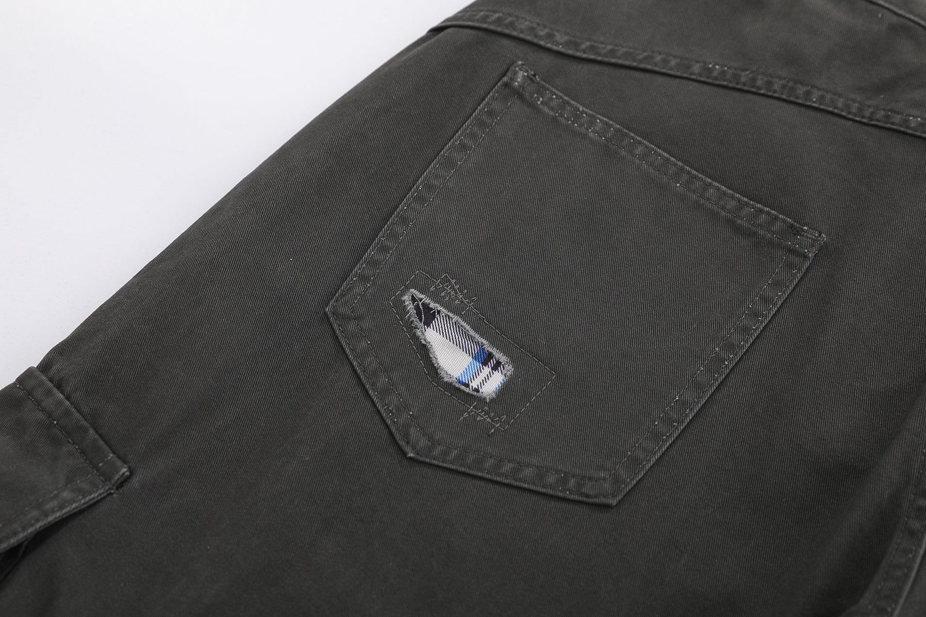 Omirad Distressed Utility Cargo Shorts | Wide-Leg Fit