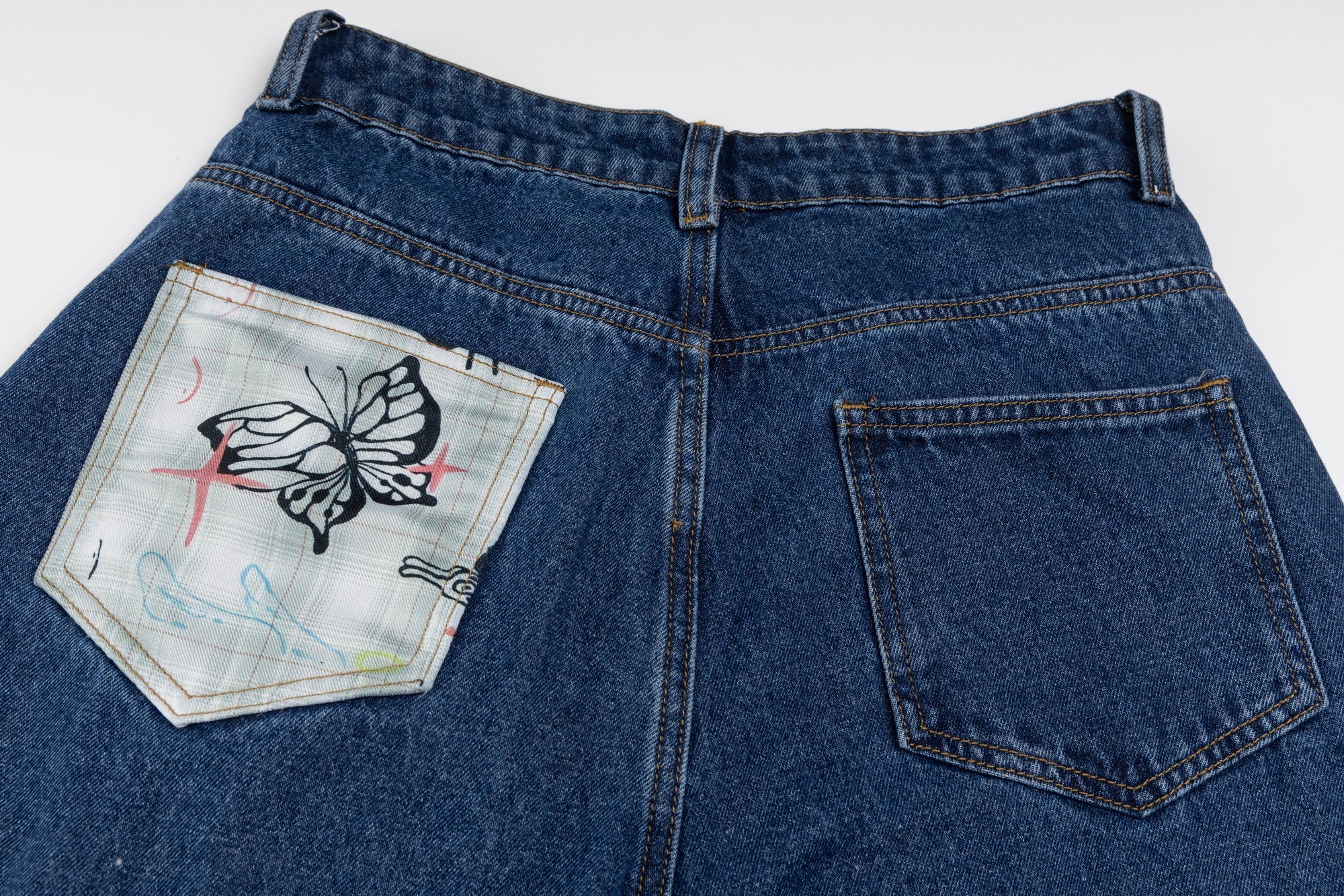 Bunny Graphic Ribbon Bow Curved Wide-Leg Jeans | Omirad
