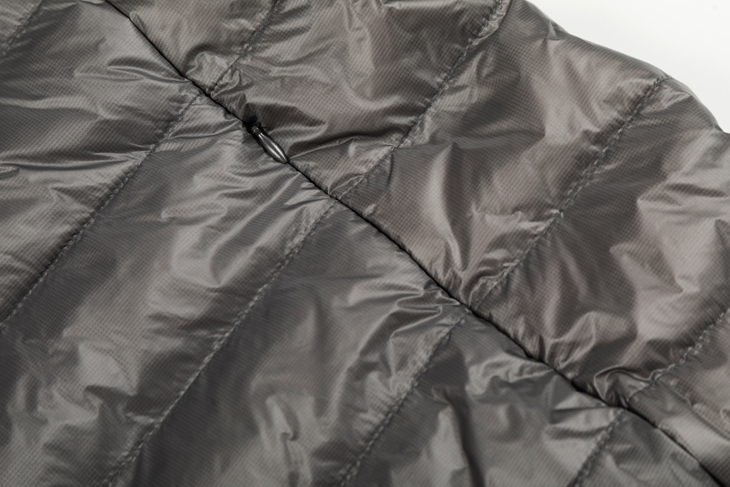 Omirad Lightweight Nylon Puffer Pullover Jacket with Hood