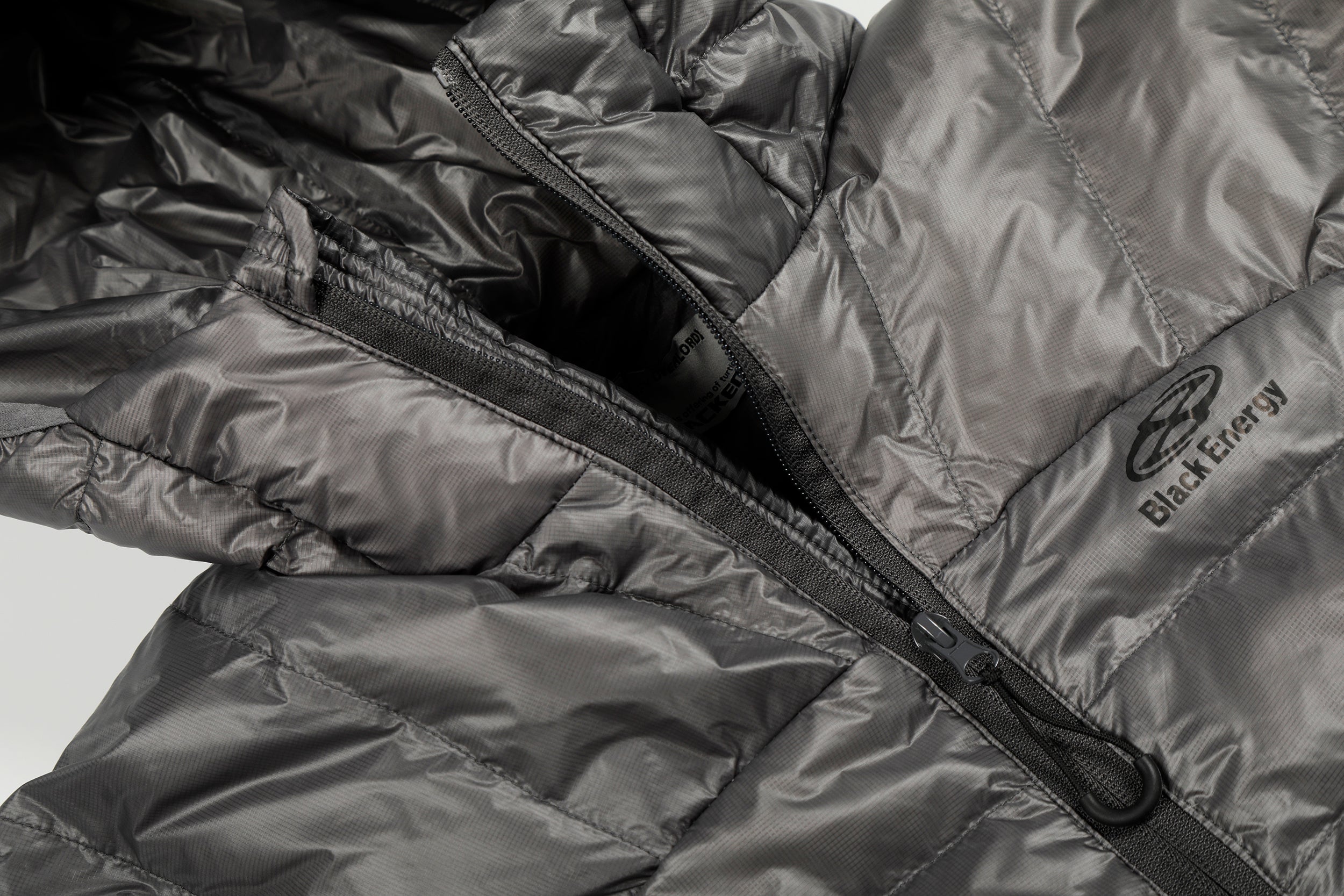 Omirad Lightweight Nylon Puffer Pullover Jacket with Hood