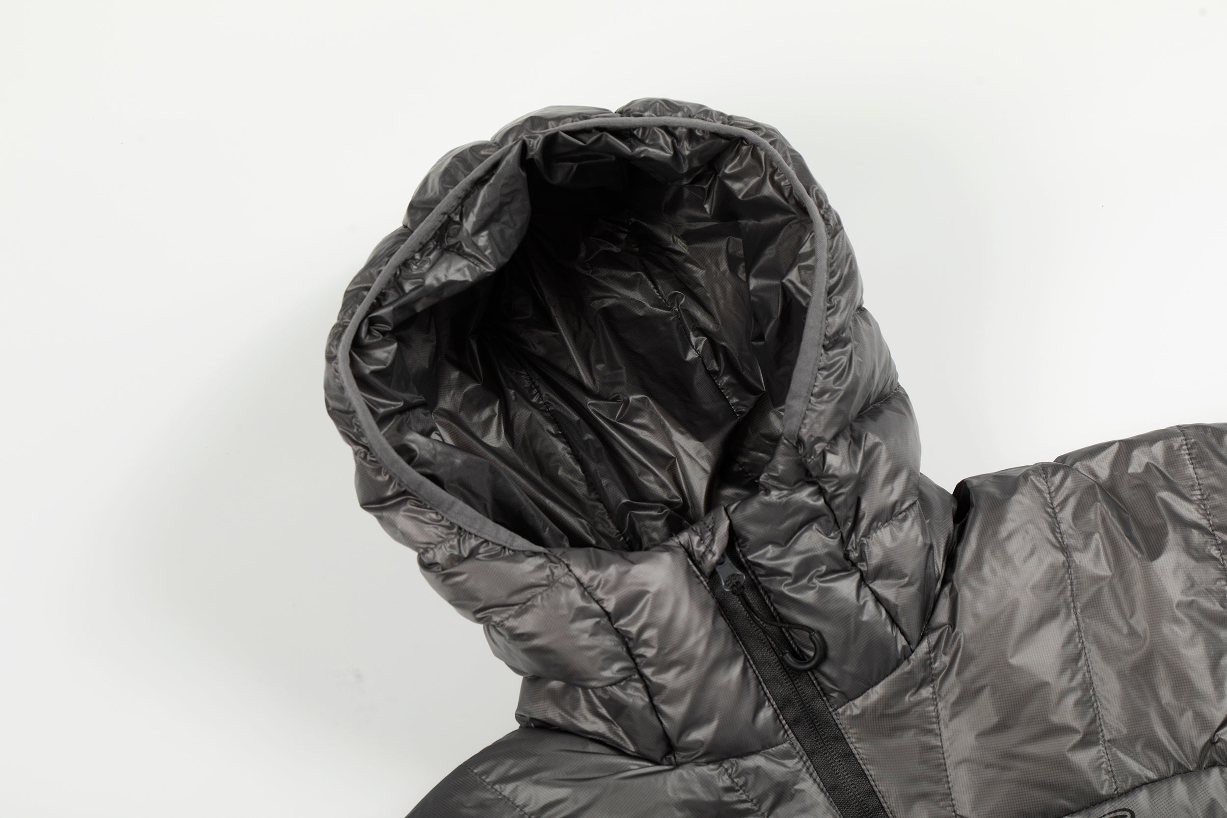 Omirad Lightweight Nylon Puffer Pullover Jacket with Hood