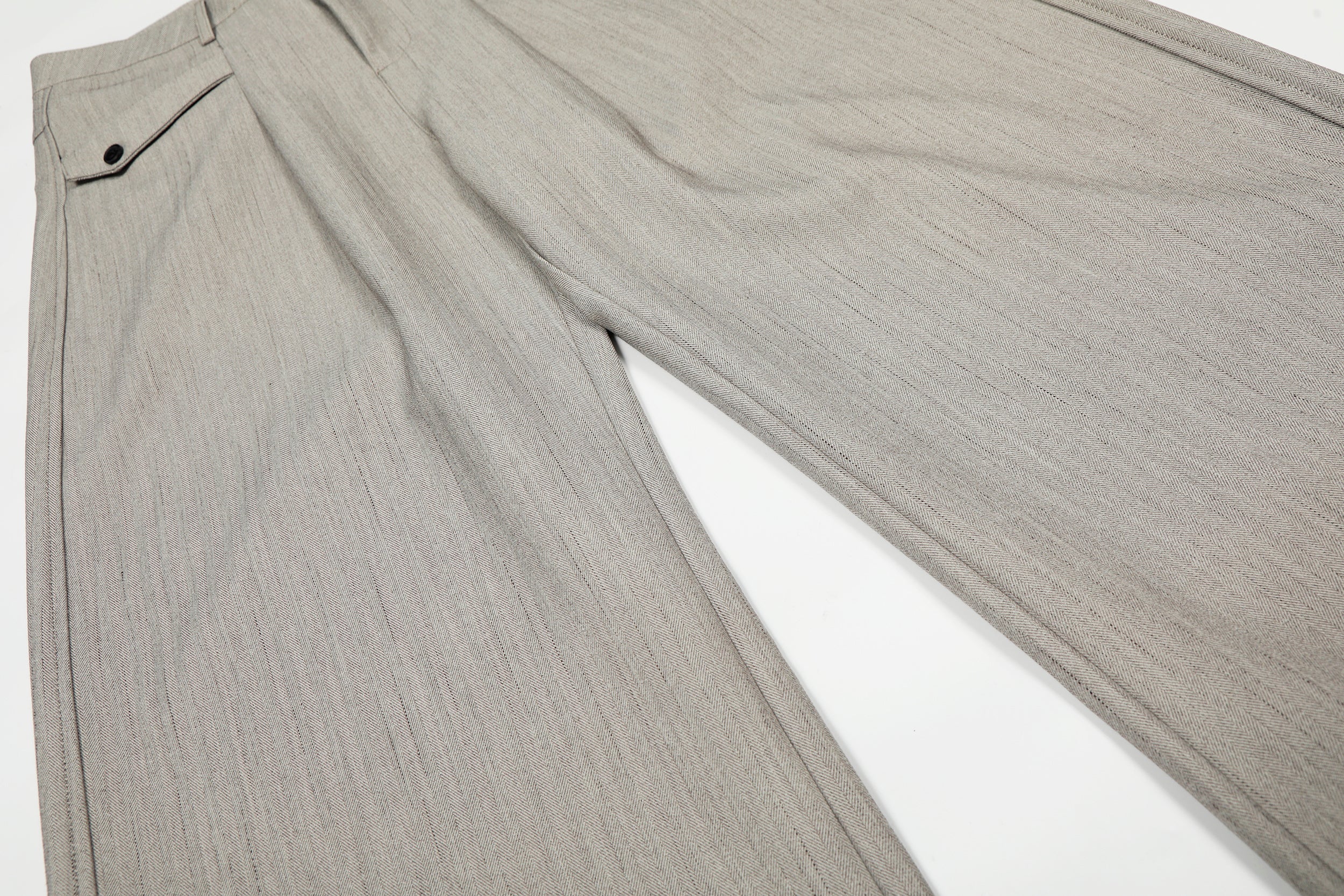 Omirad Wide-Leg Tailored Trousers | Light Grey Barrel Pants