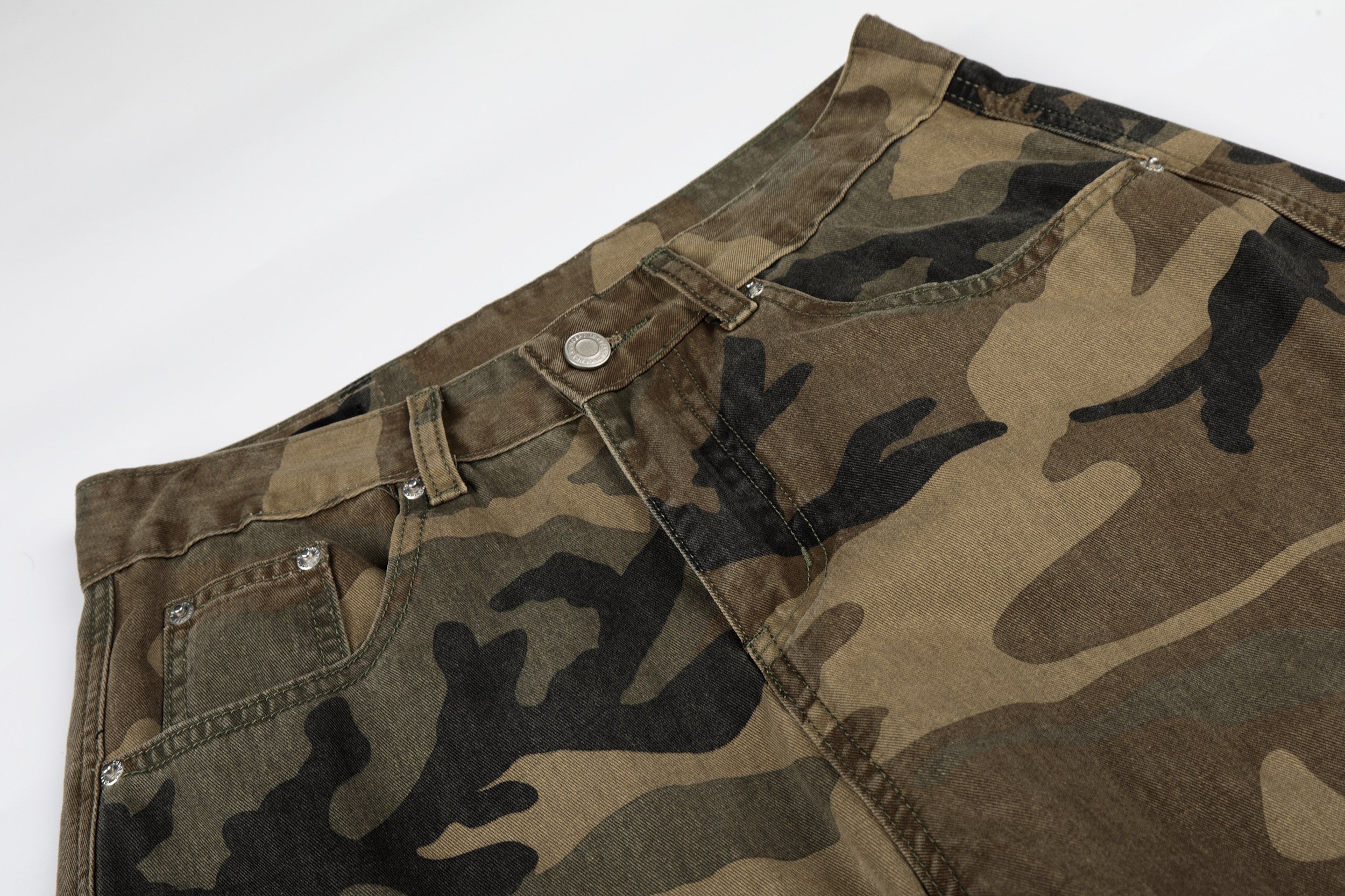 Oversized Camo Cargo Jeans | Baggy Y2K Streetwear Denim