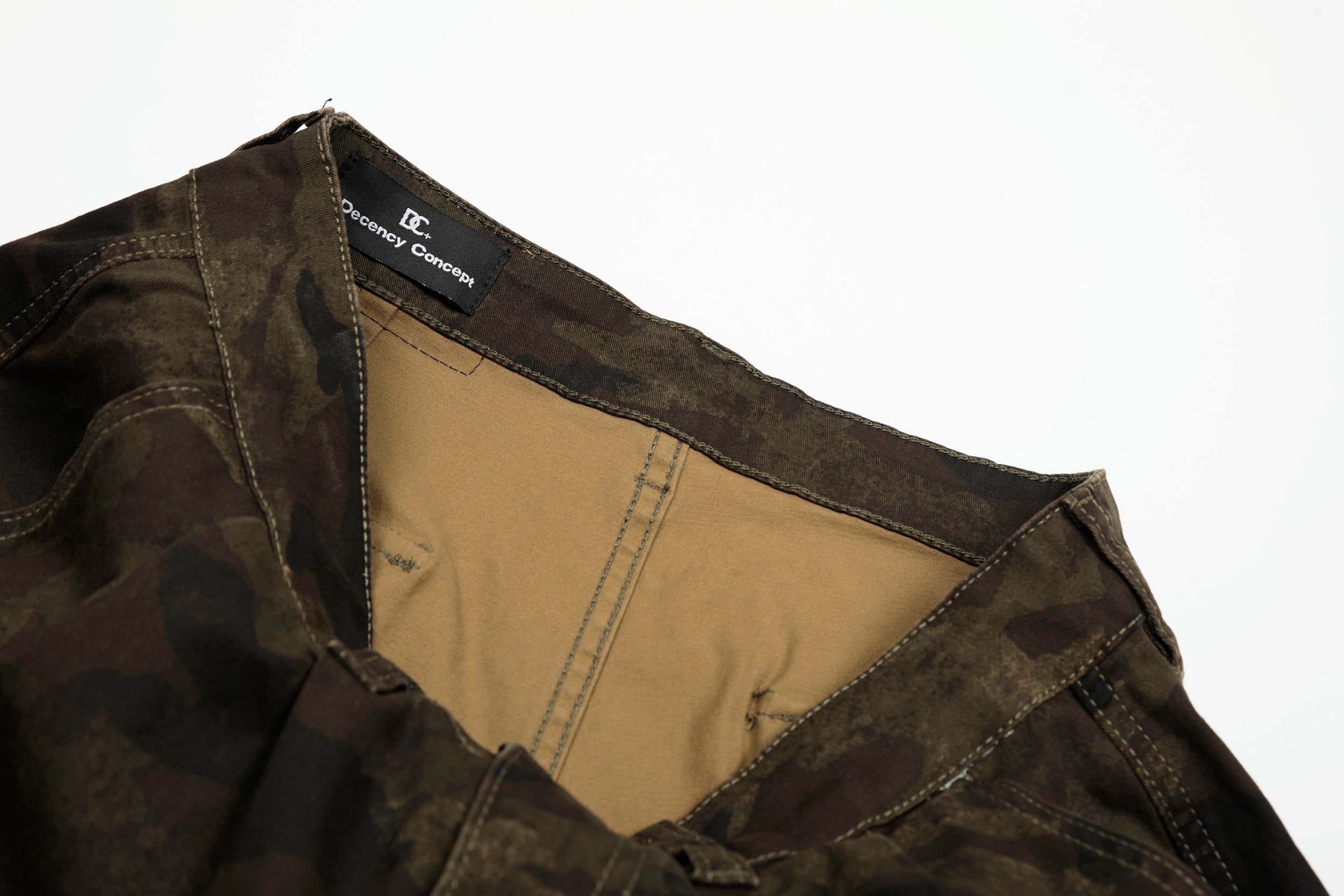 Omirad Wide-Leg Camo Cargo Shorts | Oversized Utility Fit