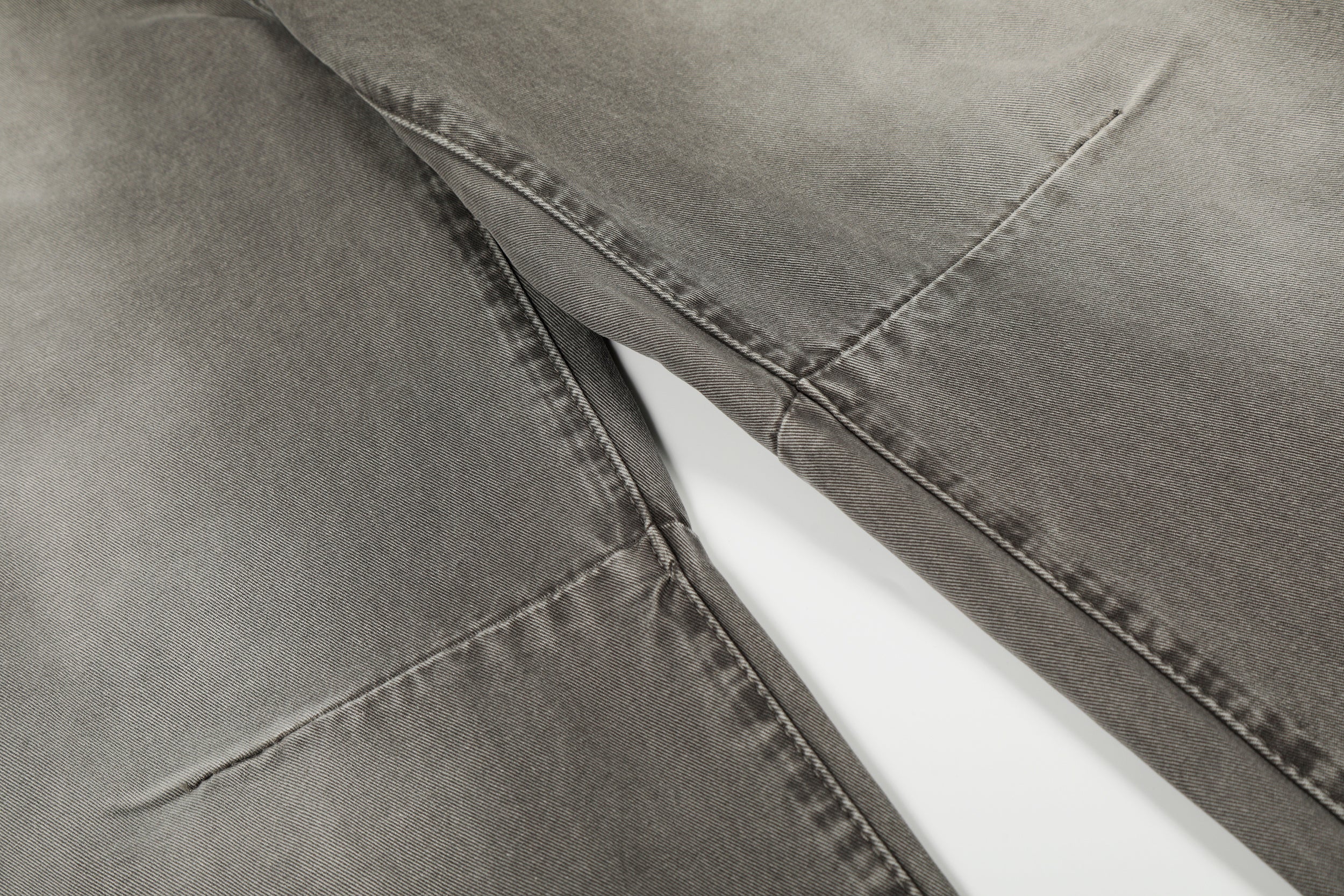 Vintage Grey Washed Wide Curved-Leg Denim Jeans | Omirad