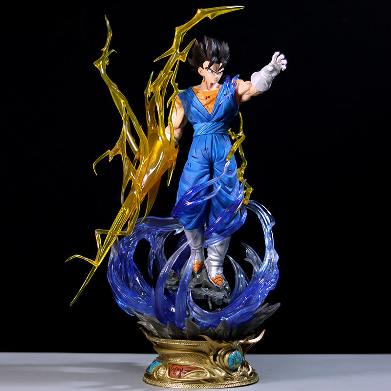 Goku Super Saiyan Collectible Figure – Dragon Ball Z, 58cm, Light-Up, 3 Interchangeable Heads