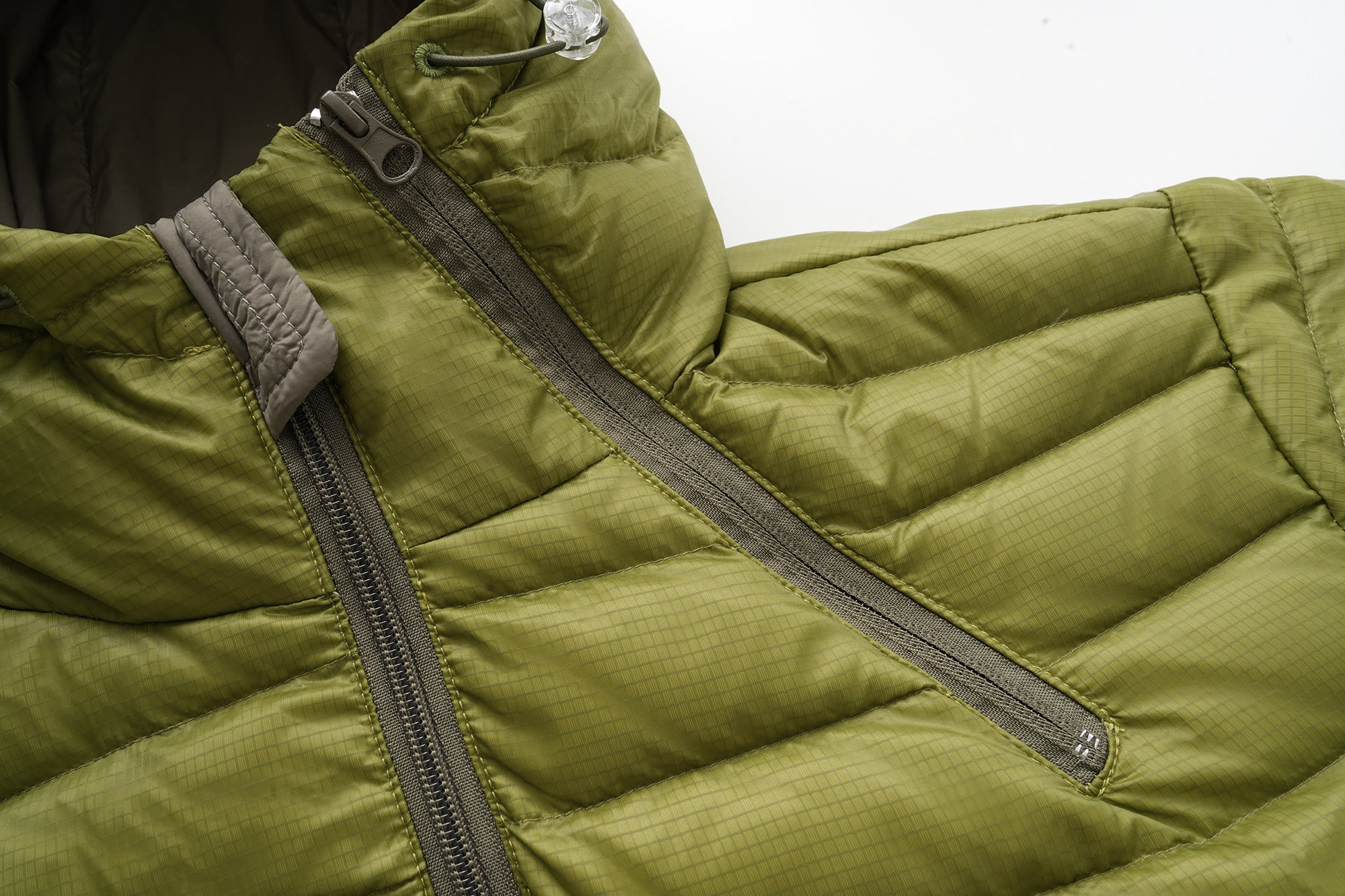 Omirad Lightweight Hooded Puffer Jacket | SEAKOFF