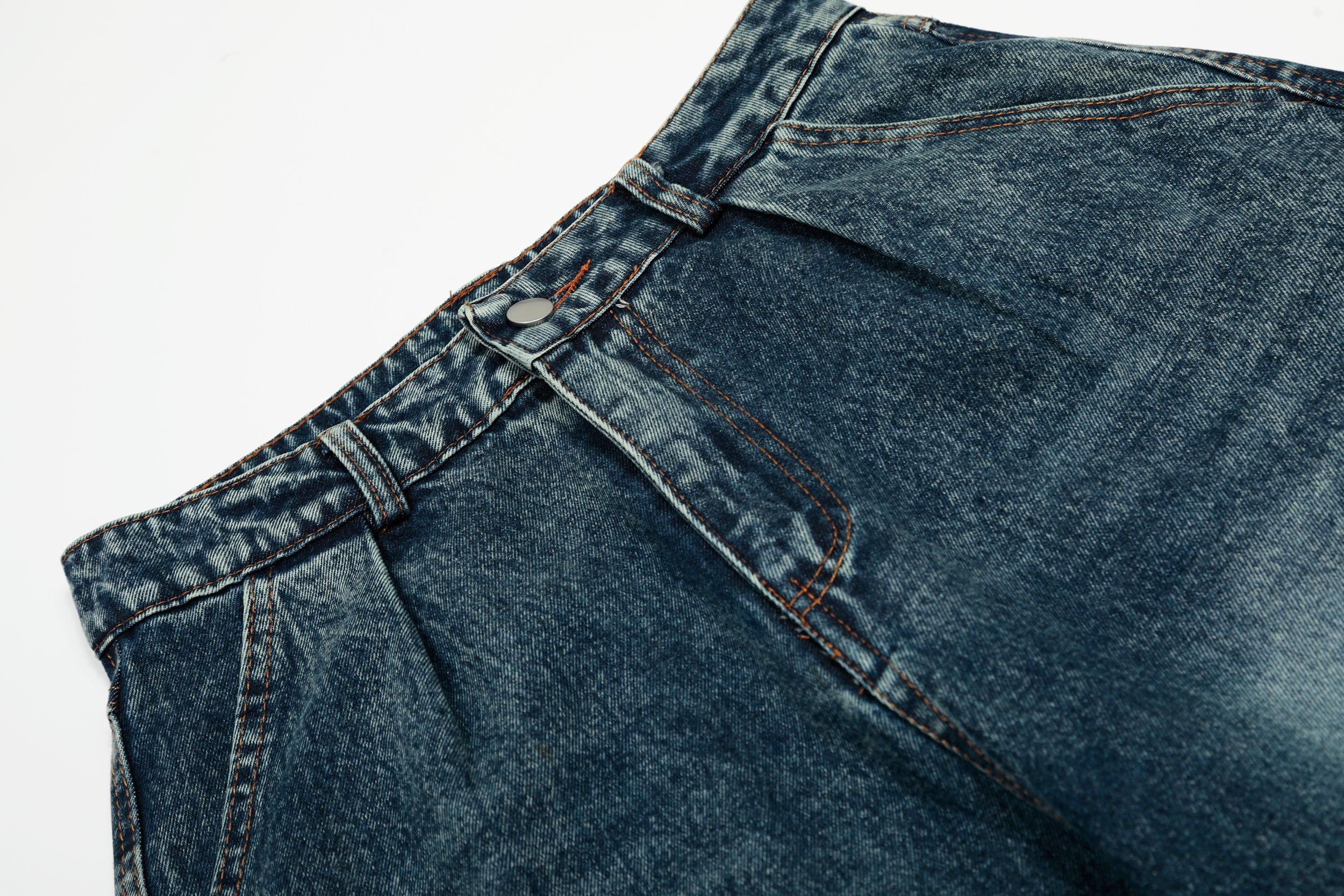 Pearl-Stud Barrel Jeans | Vintage Wash Wide-Leg Denim