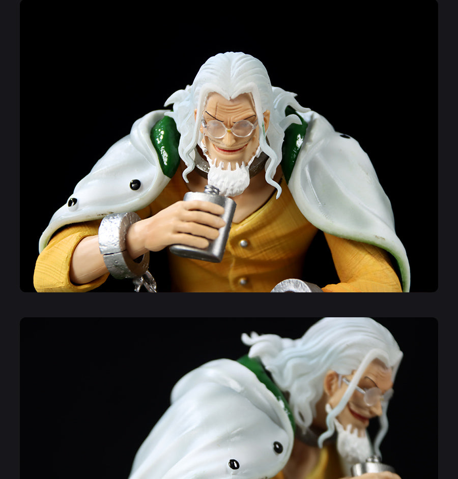 Gol D. Roger Action Figurine – 15cm with Glowing Fire and Campfire, Limited Edition – One Piece Collectible