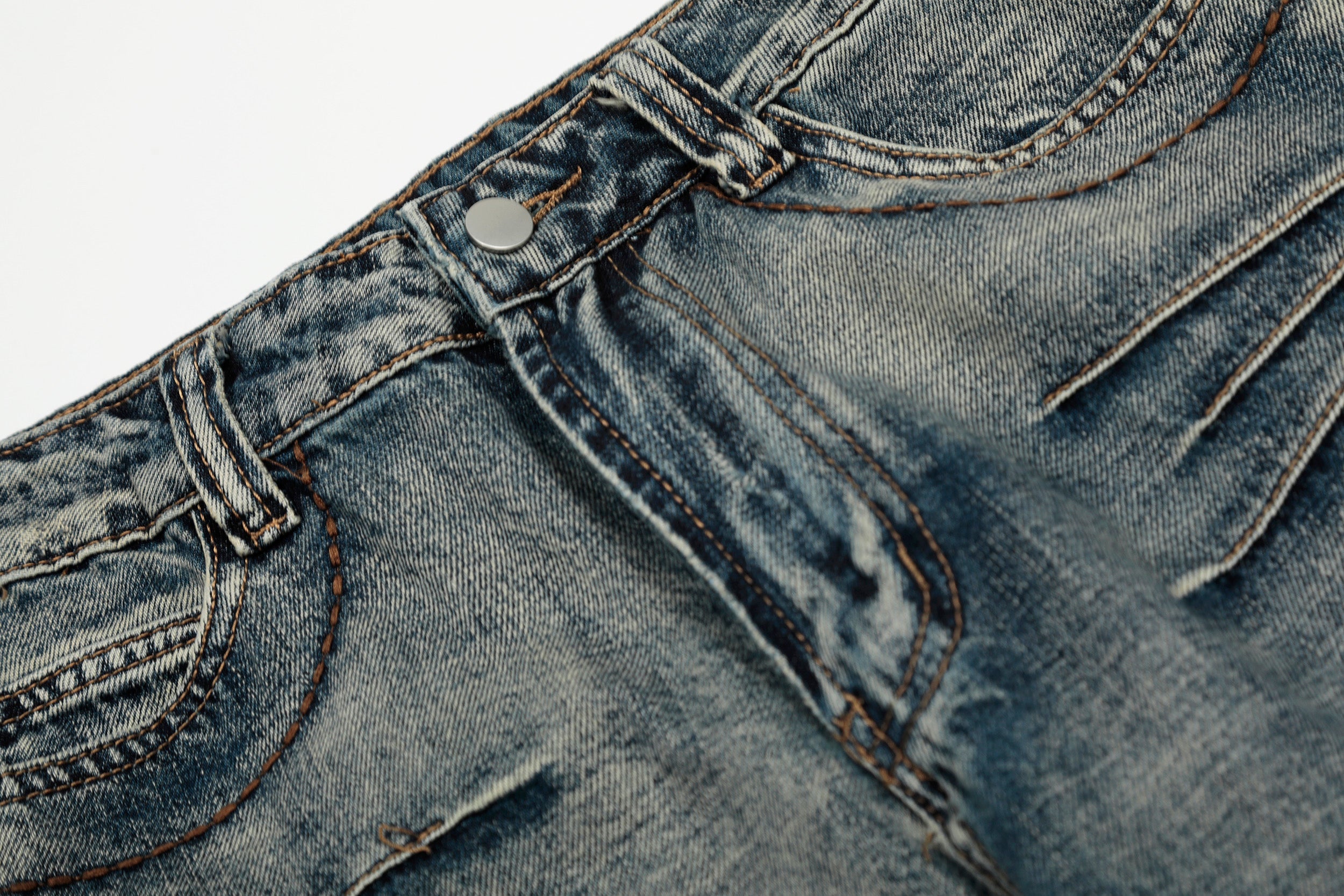Retro Creased Wide-Leg Denim Jeans | Vintage Wash Streetwear